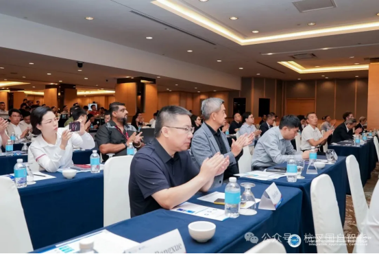 转载U8国际国自智能：实力亮相第七届国际移动机器人集成应用大会34.png
